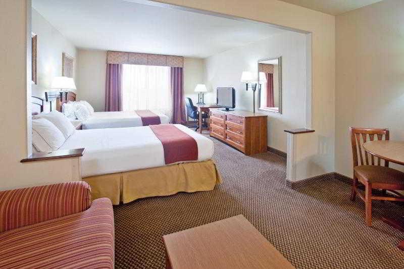 Holiday Inn Express Hotel & Suites Cedar City By Ihg מראה חיצוני תמונה