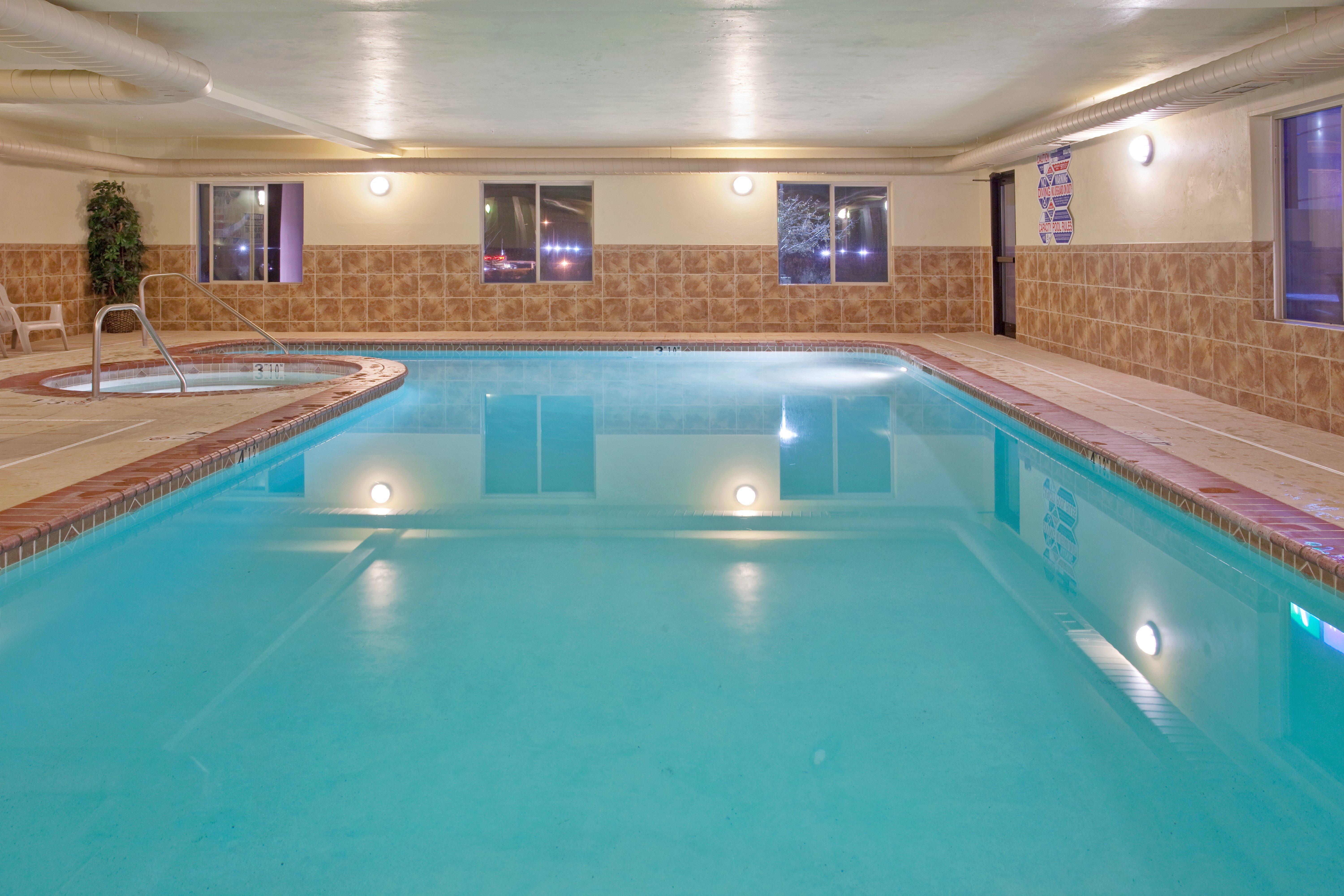 Holiday Inn Express Hotel & Suites Cedar City By Ihg מראה חיצוני תמונה