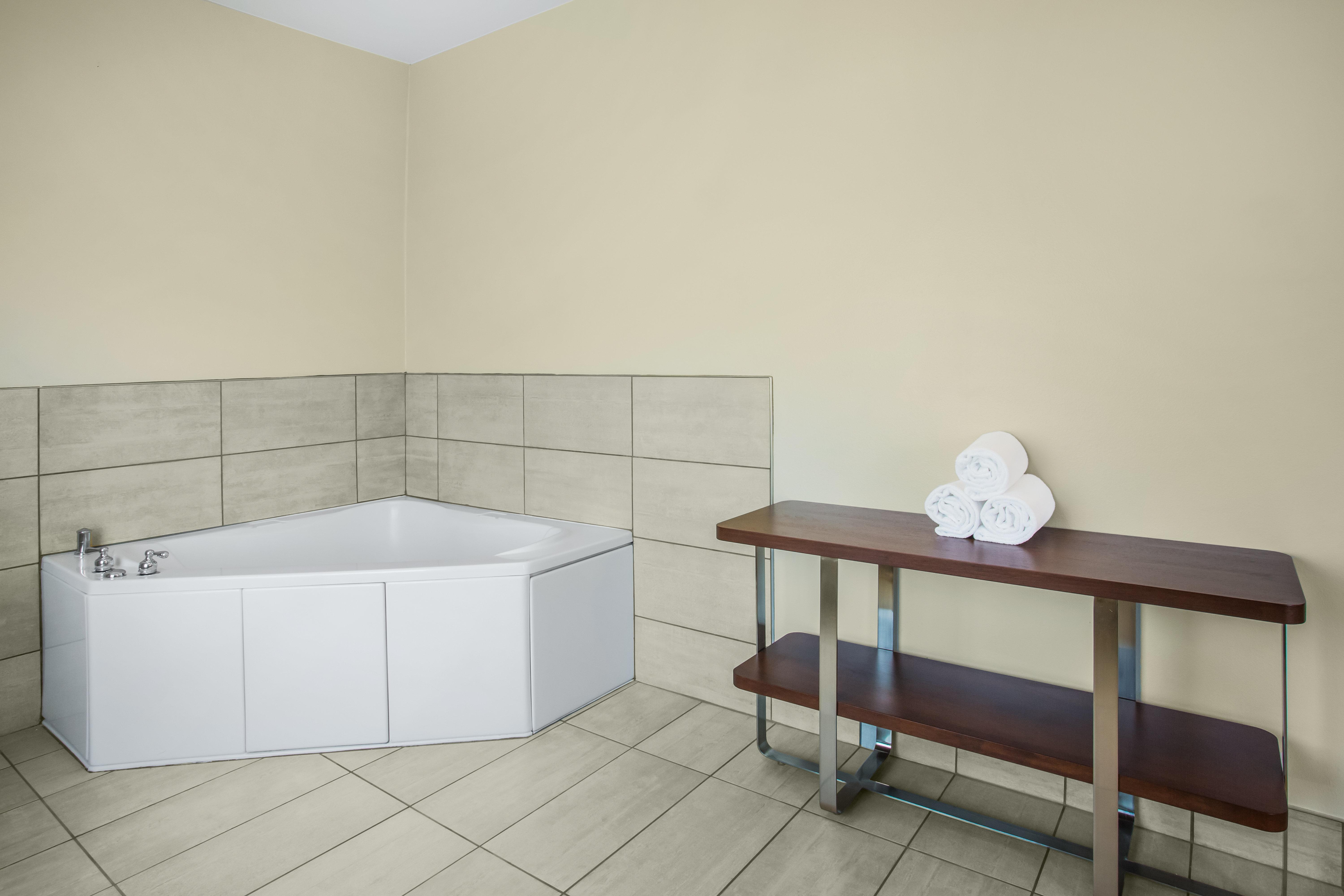 Holiday Inn Express Hotel & Suites Cedar City By Ihg מראה חיצוני תמונה